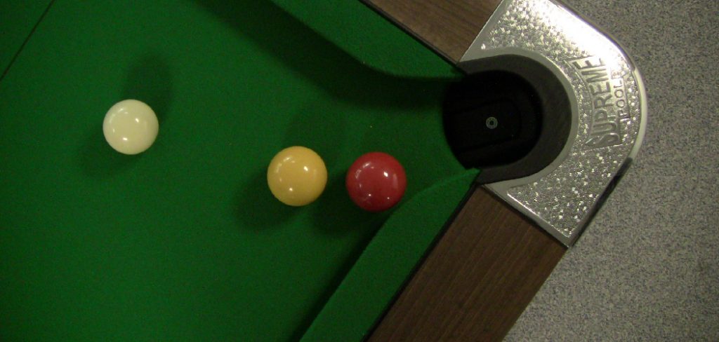 How to Repair Pool Table Felt