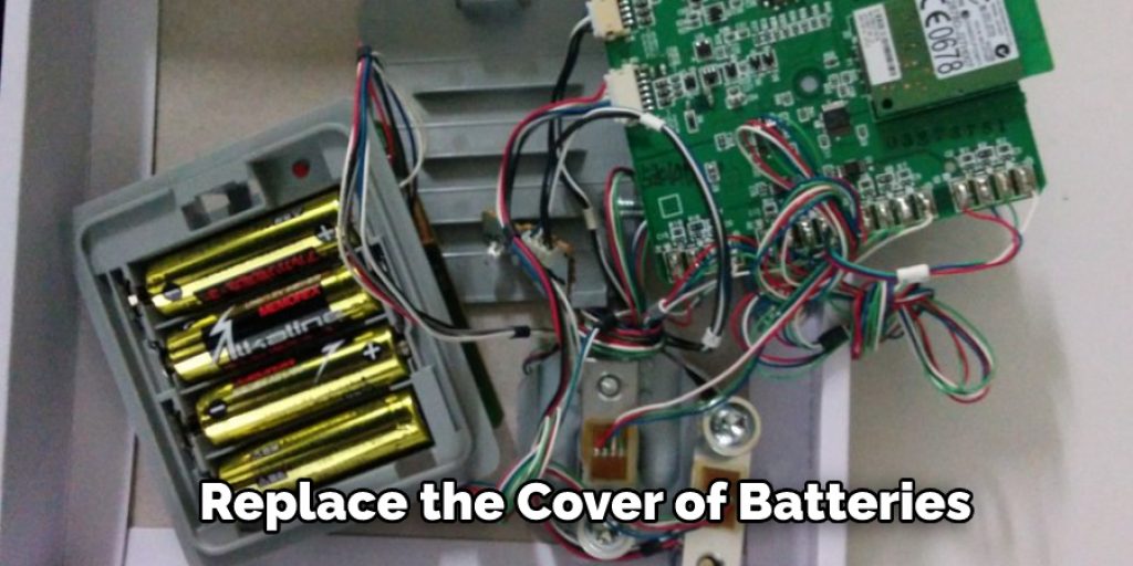 Replace the Cover of Batteries
