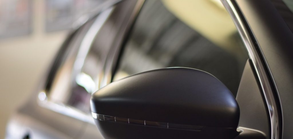 How to Fix Peeling Window Tint