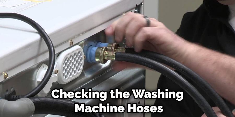 Checking the Washing  Machine Hoses