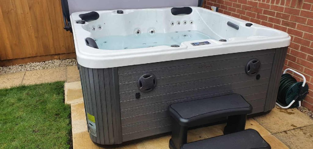 How to Fix a Crack in a Hot Tub