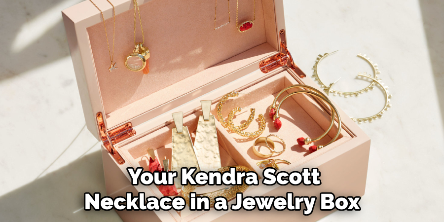  Your Kendra Scott Necklace in a Jewelry Box