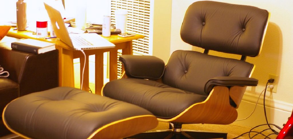 How to Fix a Lounge Chair