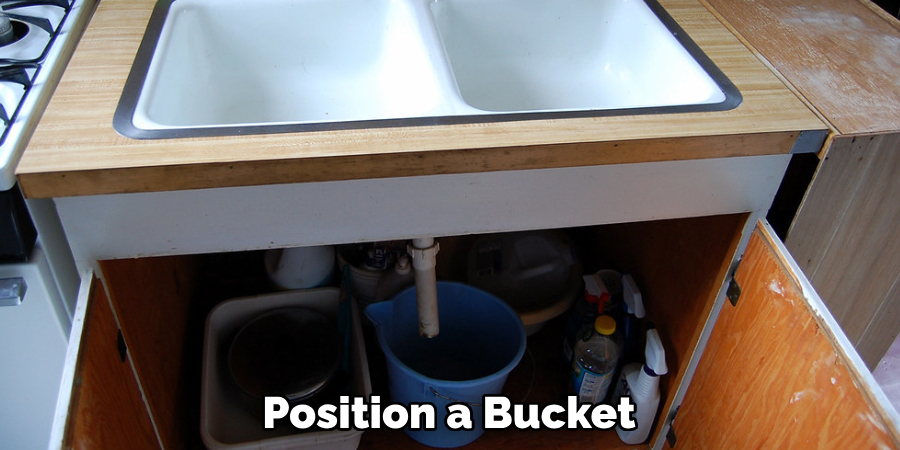 Position a Bucket 