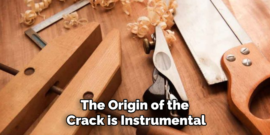 The Origin of the 
Crack is Instrumental