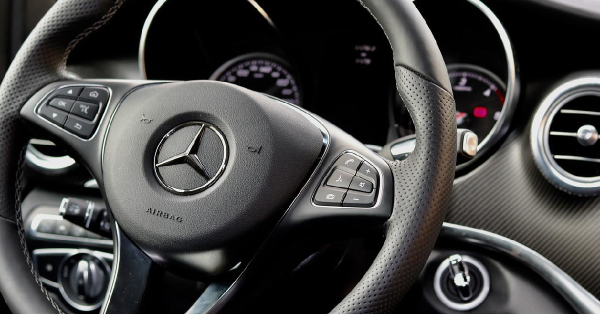 How to Fix a Loose Steering Wheel Step by Step (2024)