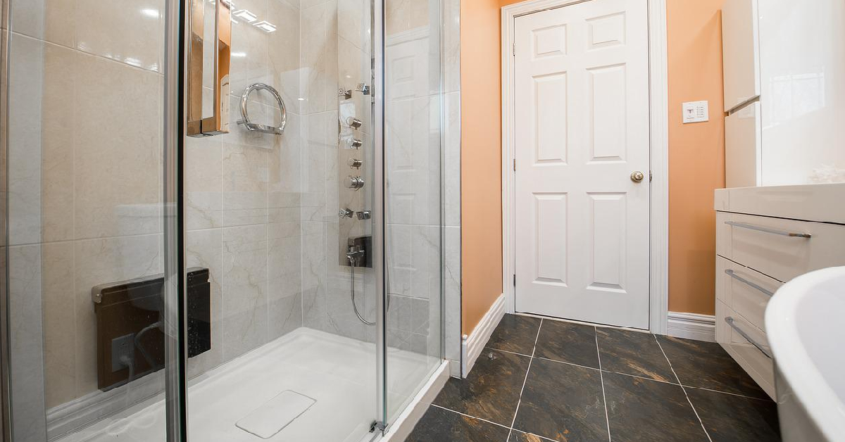 How to Fix Low Spots in Shower Floor 10 Easy Ways (2024)