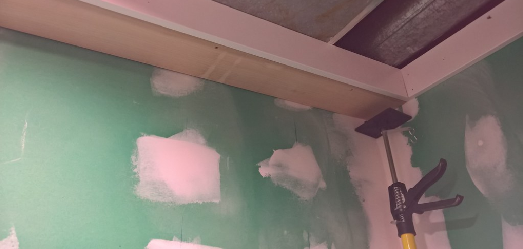 How to Fix Ripped Paint on Wall Explained in 8 Steps(2024)