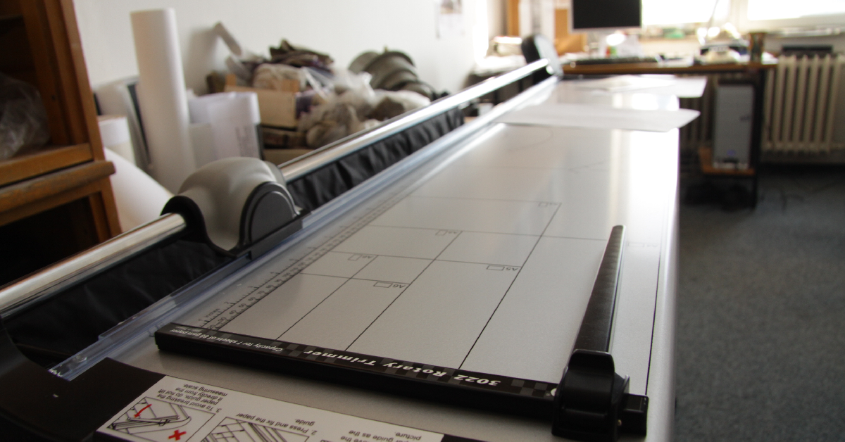 How to Fix a Guillotine Paper Cutter Easy 12 Steps (2024)